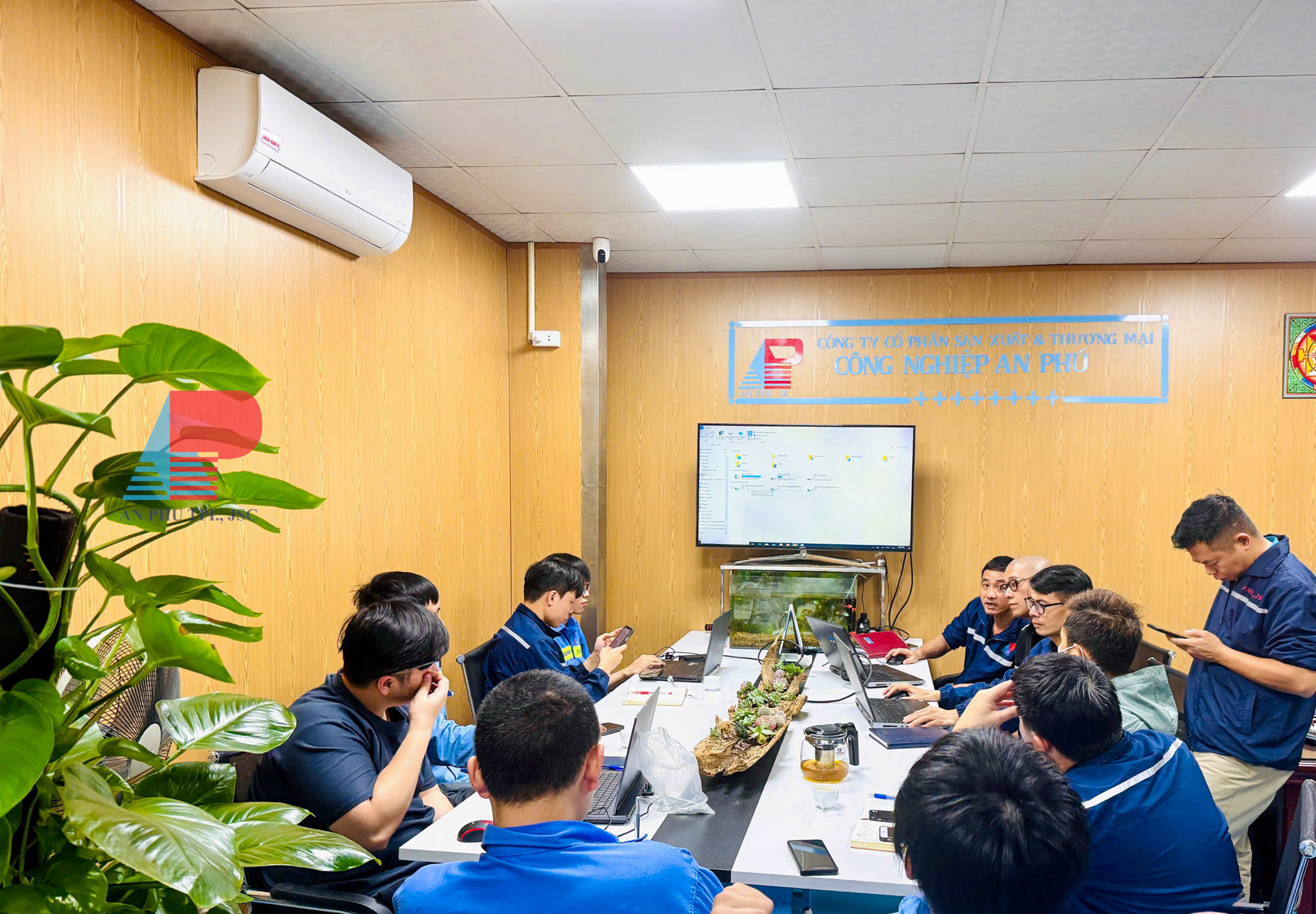 An phu dao tao ung dung cong nghe moi cho nhan vien 1