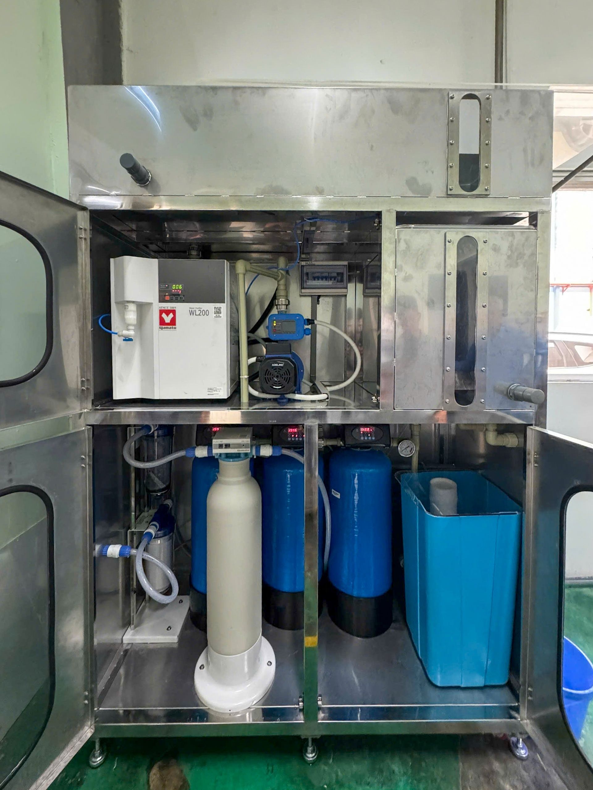 Tủ lọc nước ion