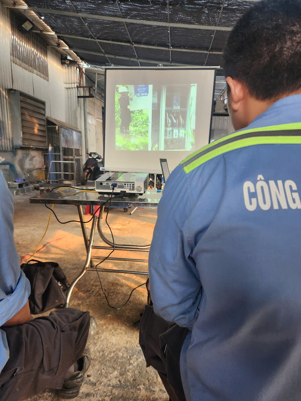 An Phú tổ chức lớp học an toàn trong thi công điện và PCCC