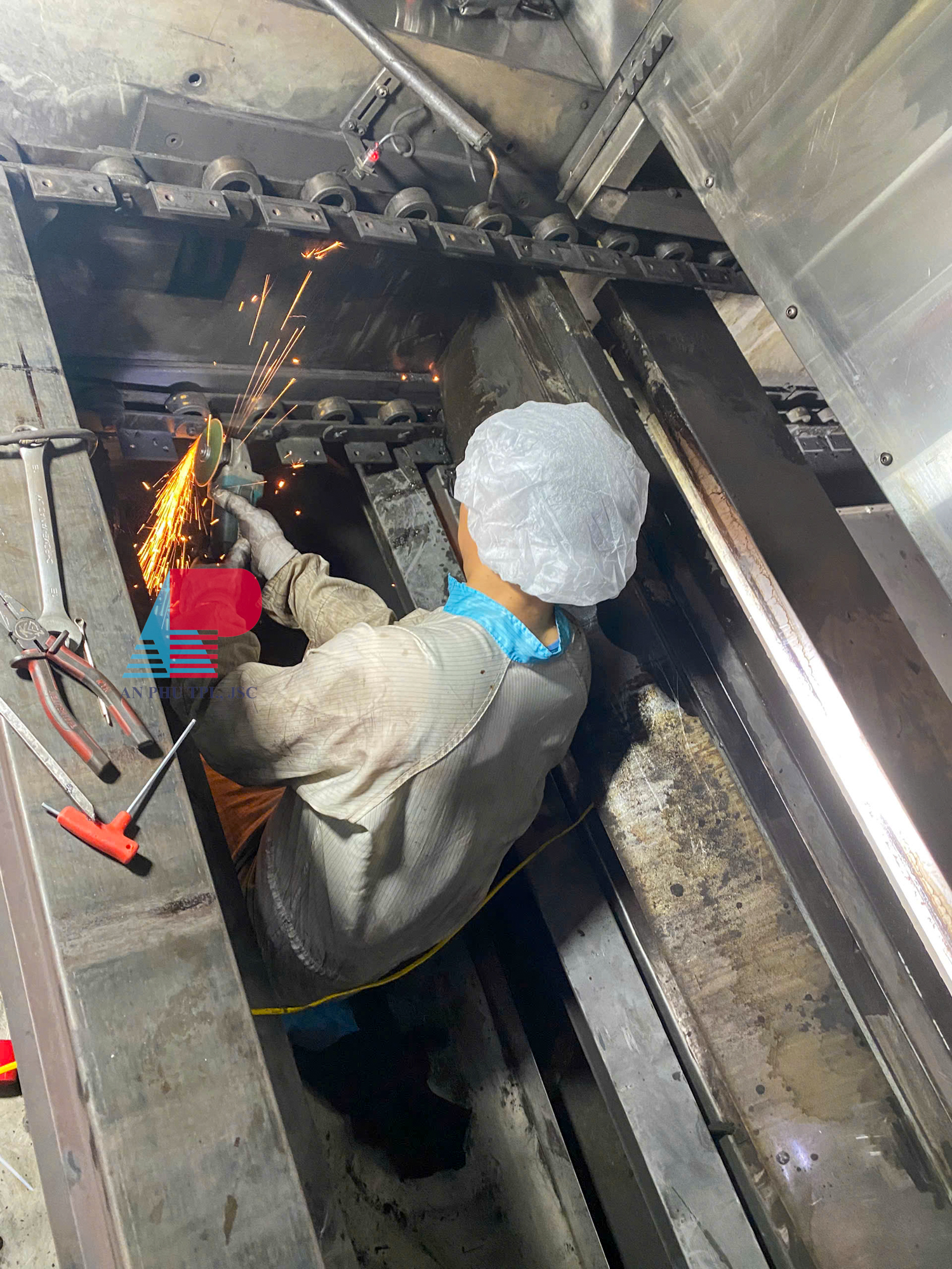 Thay xích, bảo trì lò nướng bánh công nghiệp